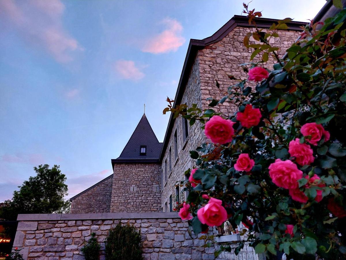 Les Suites De Petit Bomal Durbuy Exterior foto